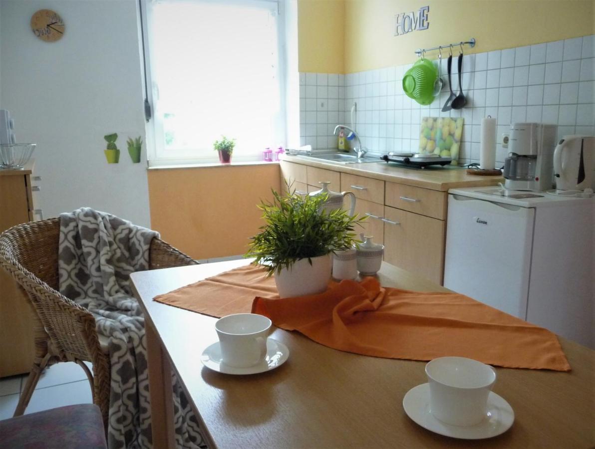 feelathome Essen Buitenkant foto