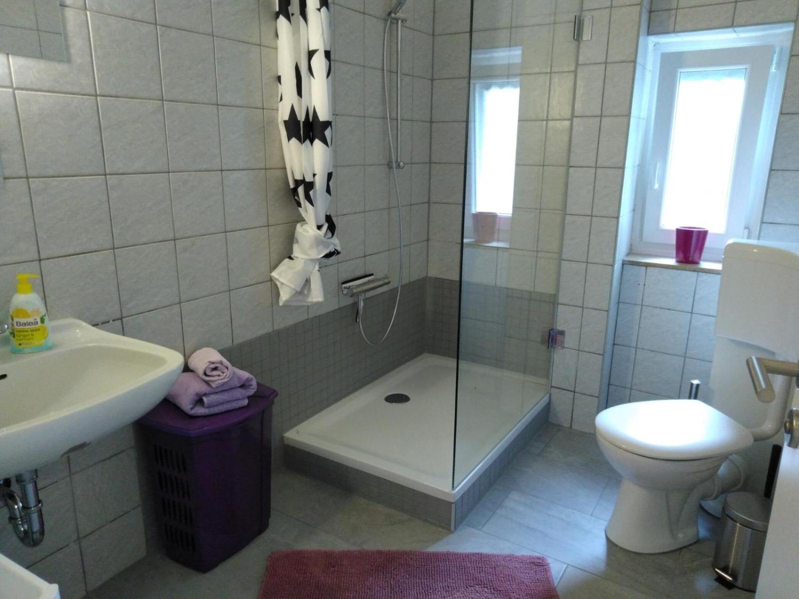 feelathome Essen Buitenkant foto