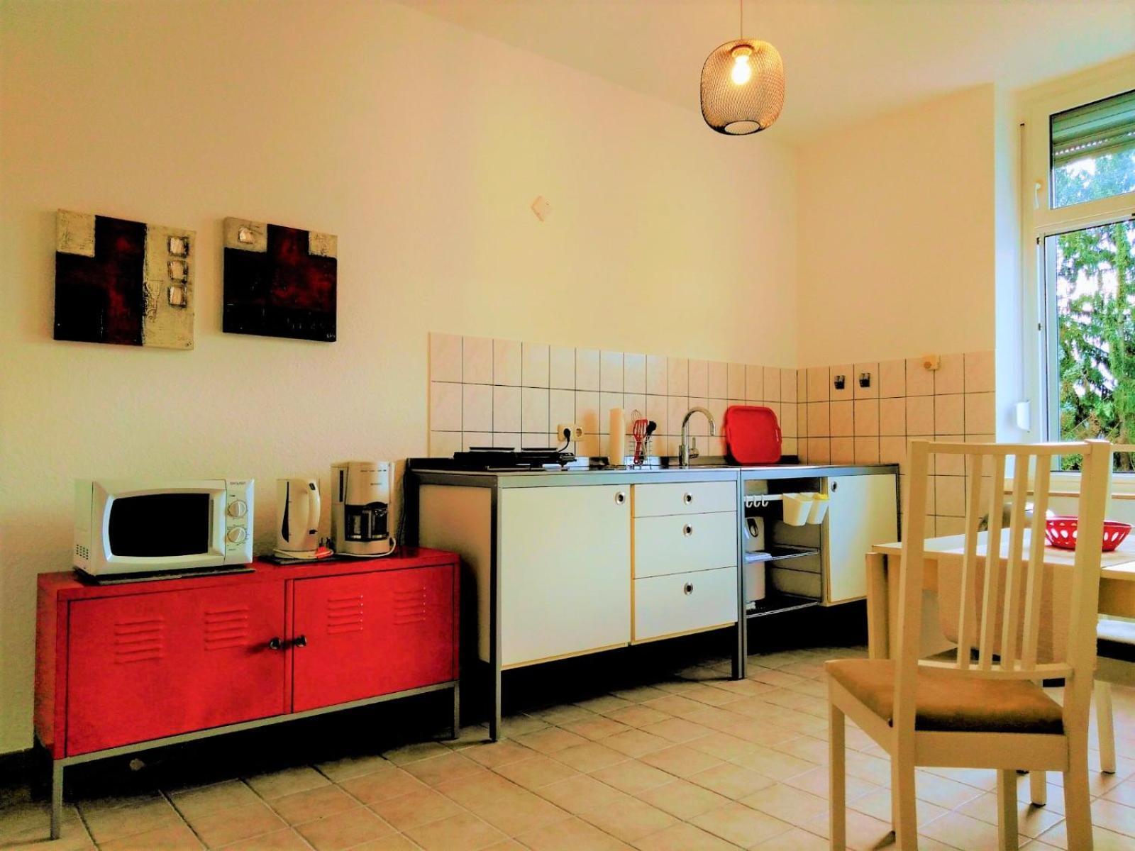 feelathome Essen Buitenkant foto